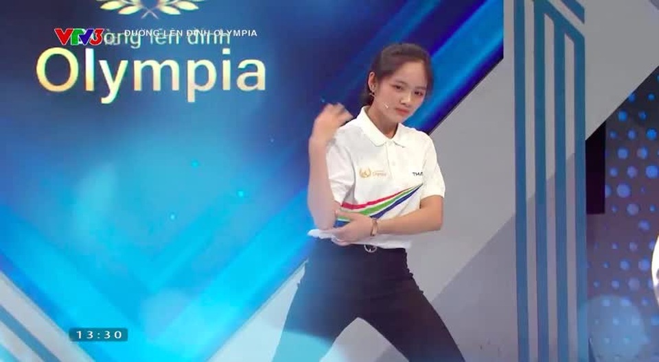 Hot girl mới nổi của Olympia nhảy điêu luyện như idol Kpop - 1 Hot girl mới nổi của Olympia nhảy điêu luyện như idol Kpop - 1