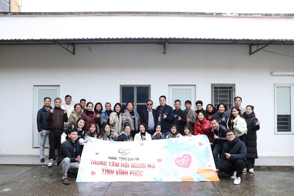 Gcoop Việt Nam thăm, tặng quà tới Hội Người mù tỉnh Vĩnh Phúc - 3 Gcoop Việt Nam thăm, tặng quà tới Hội Người mù tỉnh Vĩnh Phúc - 3