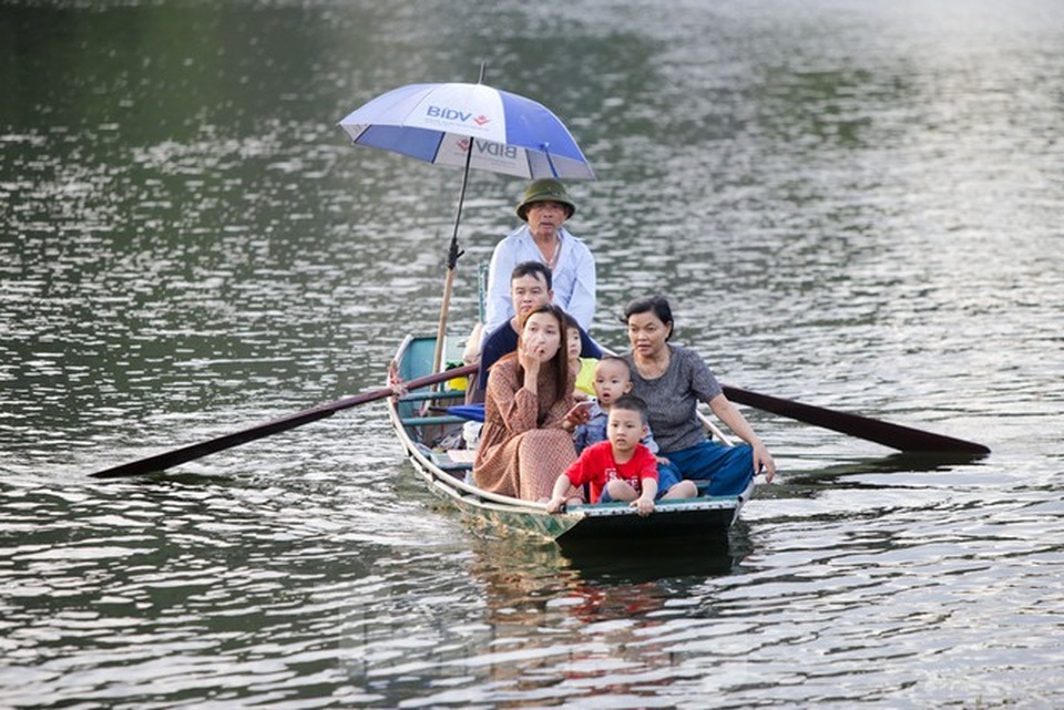 Nữ lái đò Tam Cốc, Bích Động thất nghiệp vì dịch COVID-19 - 12