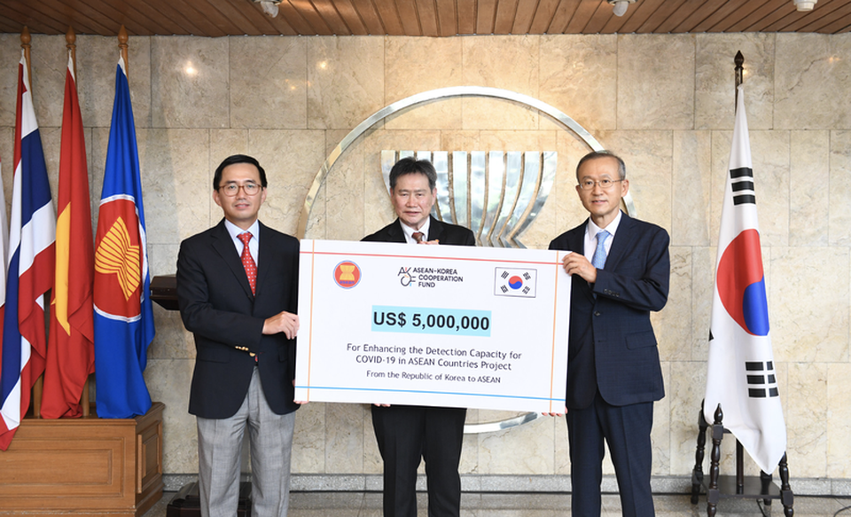 Việt Nam - 25 năm gia nhập và nâng vị thế cùng ASEAN - 2 Việt Nam - 25 năm gia nhập và nâng vị thế cùng ASEAN - 2