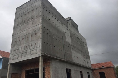 Xây dựng nhà nuôi chim yến phải... "giữ gìn tốt quan hệ láng giềng"