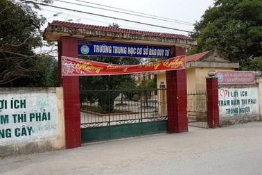 Tắm ở hố nước cạnh trường, 2 nam sinh tử vong