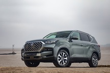 Phá sản đến nơi, Ssangyong vẫn ra xe Rexton mới