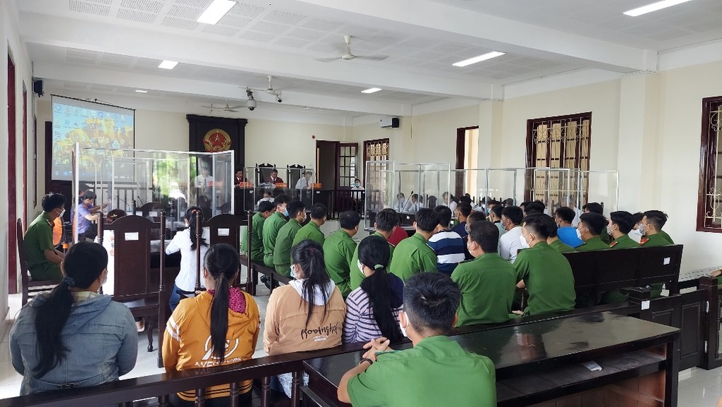 Tử hình 7 bị cáo vận chuyển hơn 45kg ma túy từ Campuchia về Việt Nam - 2 Tử hình 7 bị cáo vận chuyển hơn 45kg ma túy từ Campuchia về Việt Nam - 2