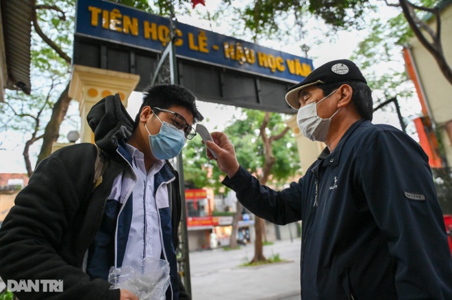 Các trường ở Hà Nội đảm bảo an toàn phòng dịch đón học sinh trở lại học tập - 10 Các trường ở Hà Nội đảm bảo an toàn phòng dịch đón học sinh trở lại học tập - 10