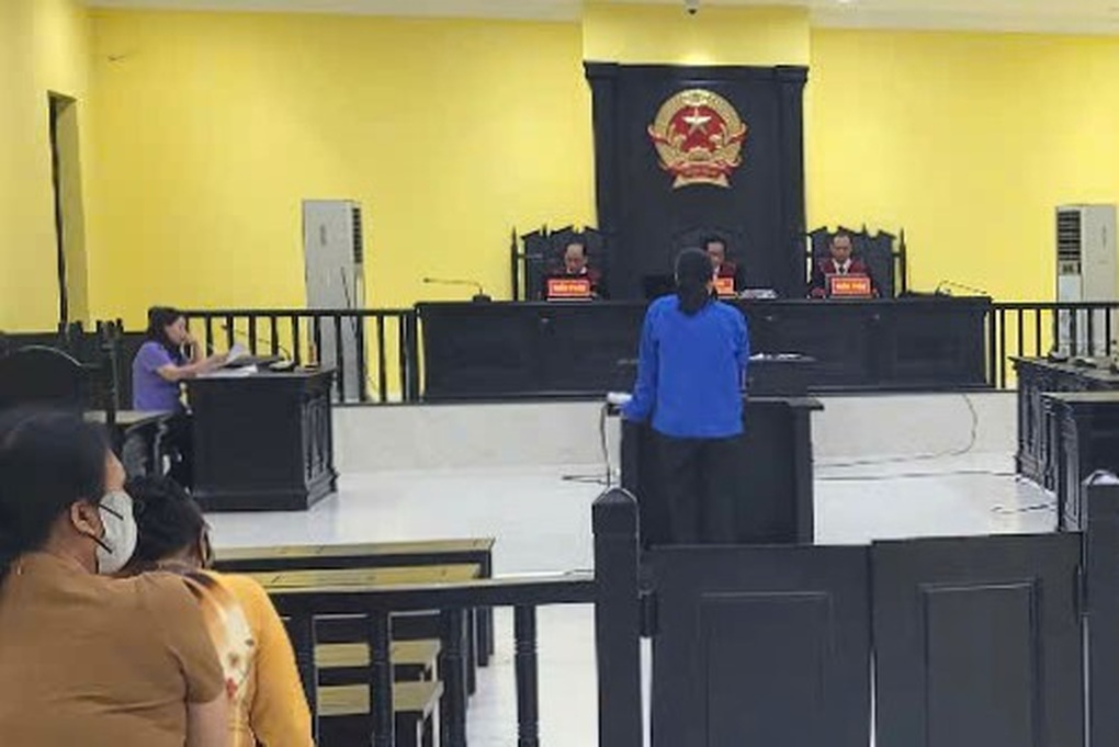 Chủ hụi nói quen cán bộ tòa, lừa hụi viên “chạy án” để chiếm đoạt tiền - 1 Chủ hụi nói quen cán bộ tòa, lừa hụi viên “chạy án” để chiếm đoạt tiền - 1