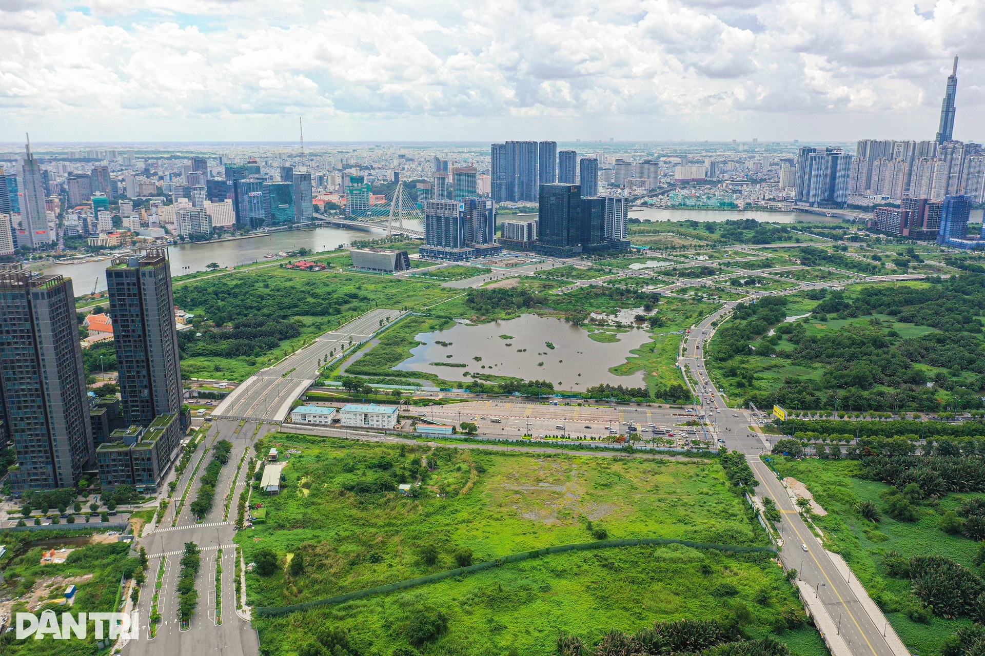 Nơi đầu tiên ở TPHCM có giá căn hộ 200 triệu đồng/m2 giờ ra sao? - 13 Nơi đầu tiên ở TPHCM có giá căn hộ 200 triệu đồng/m2 giờ ra sao? - 13