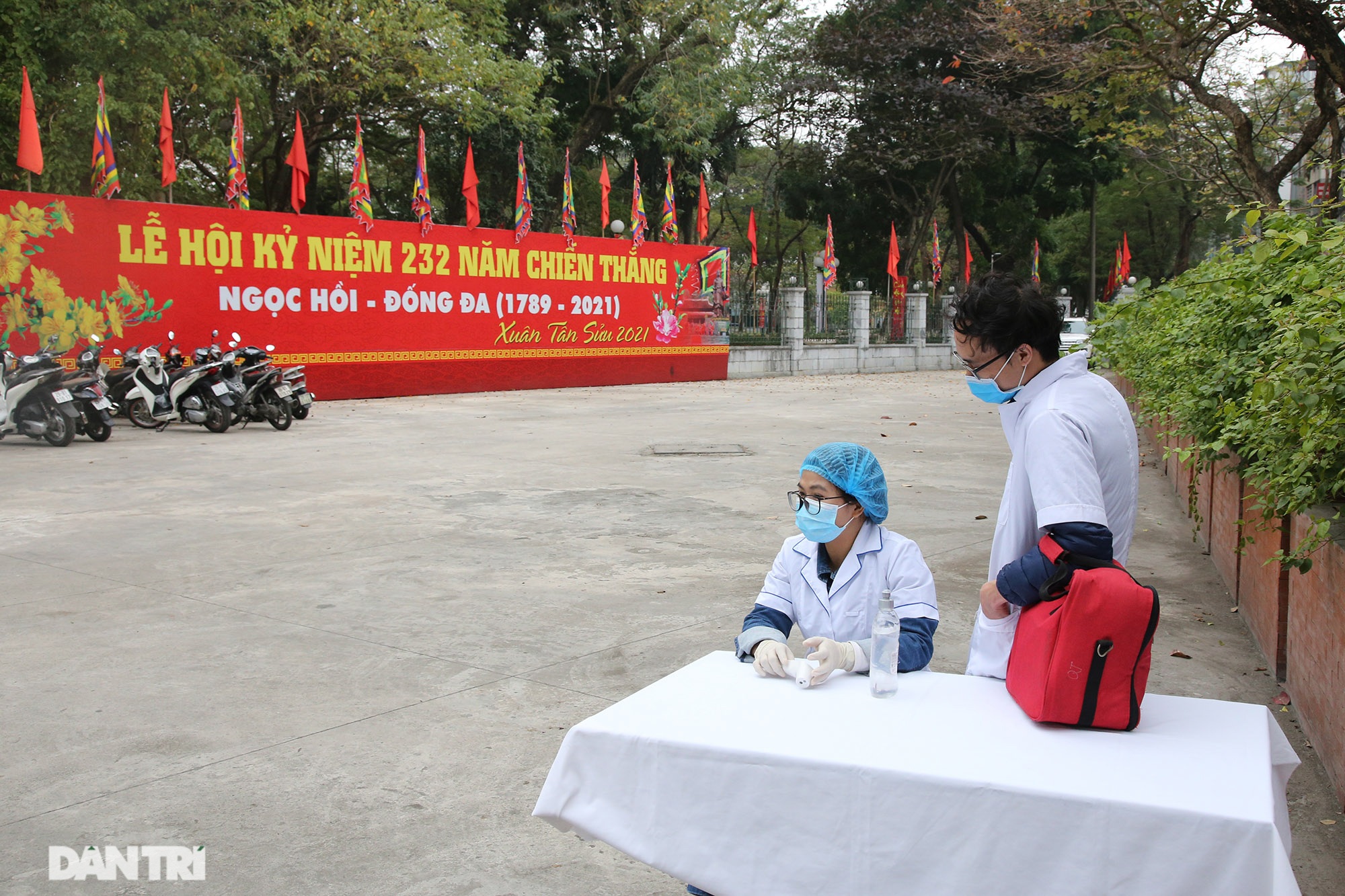 Vắng lặng ngày diễn ra lễ hội Gò Đống Đa - 6 Vắng lặng ngày diễn ra lễ hội Gò Đống Đa - 6