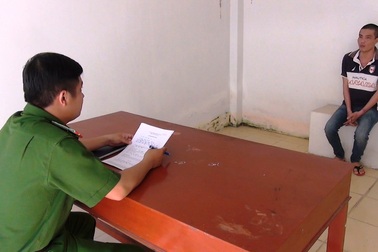 Bị người yêu phản bội, ra tay cướp tài sản “tình địch”