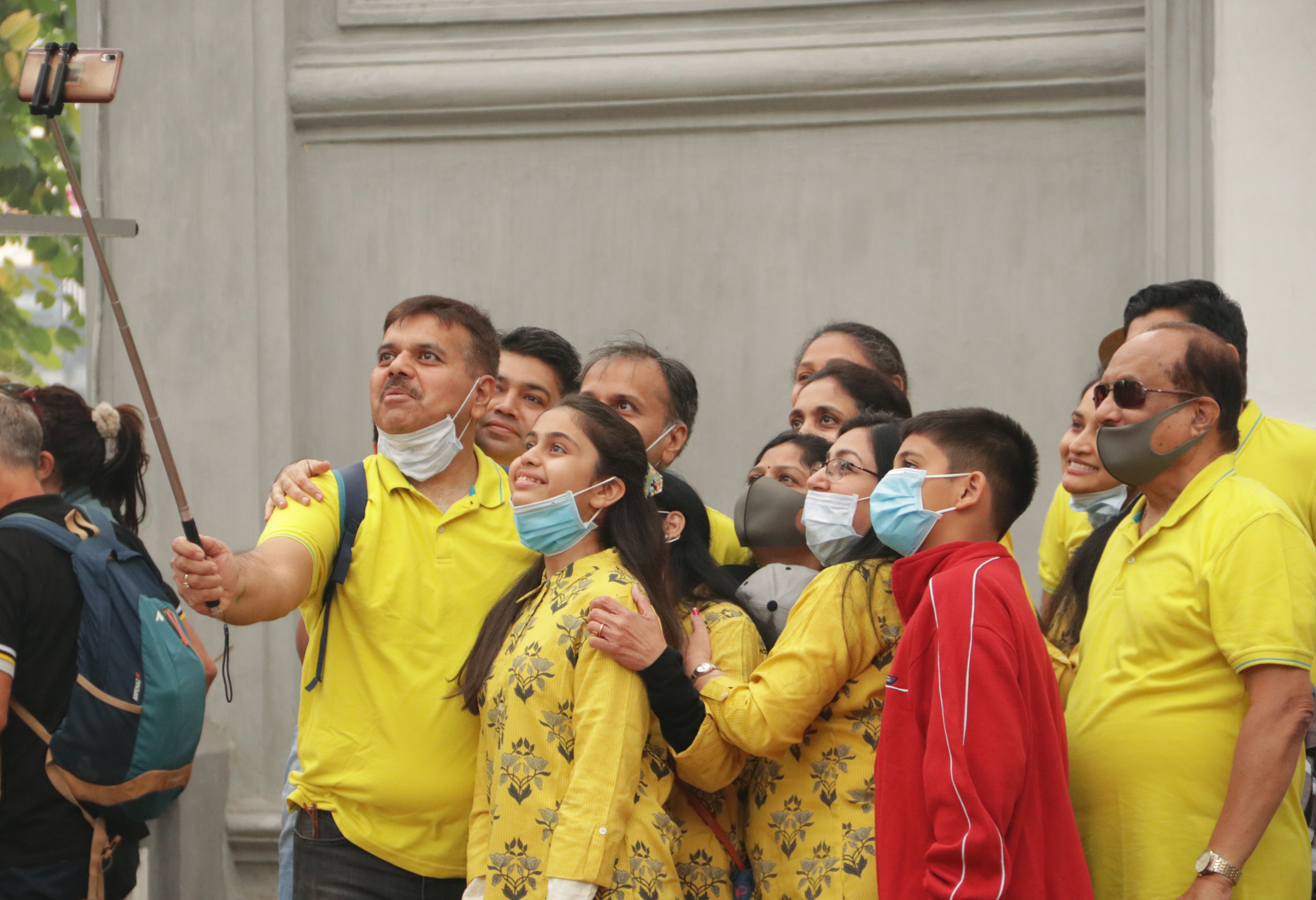 Hà Nội: Điểm du lịch nổi tiếng tấp nập khách tham quan trở lại - 6 Hà Nội: Điểm du lịch nổi tiếng tấp nập khách tham quan trở lại - 6