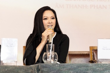 Như Quỳnh: "Tôi sử dụng thuốc ngủ để giữ giấc ngủ và chất giọng"