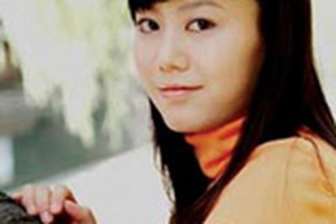 Cô gái trẻ viết tiếp “Hồng lâu mộng”