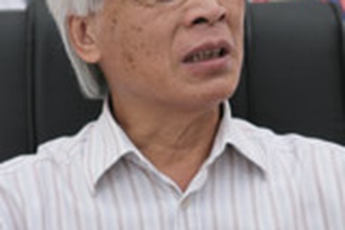 Không có tư duy phản biện, không phải là trí thức!