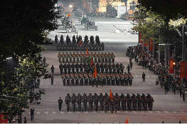 Khoảnh khắc lắng đọng, rung lên niềm tự hào của hàng triệu trái tim Việt