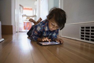 4 mẹo giúp con an toàn khi sử dụng Internet