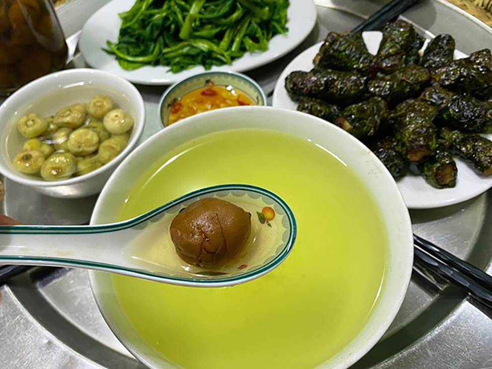 Tranh luận nảy lửa quanh chuyện dùng nước luộc thịt để luộc rau muống - 5 Tranh luận nảy lửa quanh chuyện dùng nước luộc thịt để luộc rau muống - 5