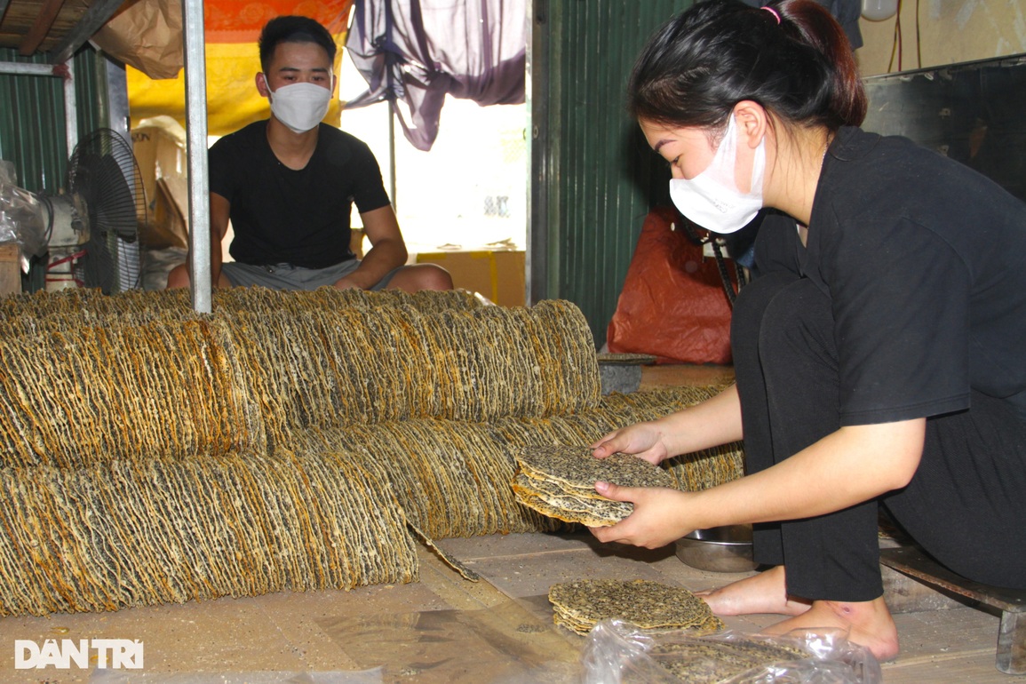 Làng bánh đa 300 tuổi ngày đêm chạy đua với Tết - 10 Làng bánh đa 300 tuổi ngày đêm chạy đua với Tết - 10