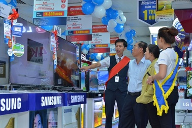 Thị trường tivi nhộn nhịp trước mùa Euro Cup 2016