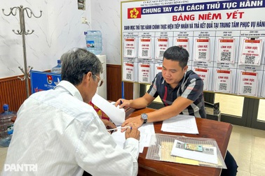 Tâm niệm của lãnh đạo khi "một cuộc gọi của cán bộ cũng giúp dân đỡ vất vả"