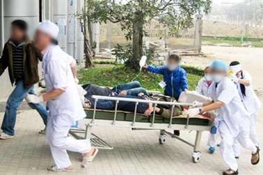 Vụ 3 người chết sau cỗ hỏi: Thêm 20 người nhập viện