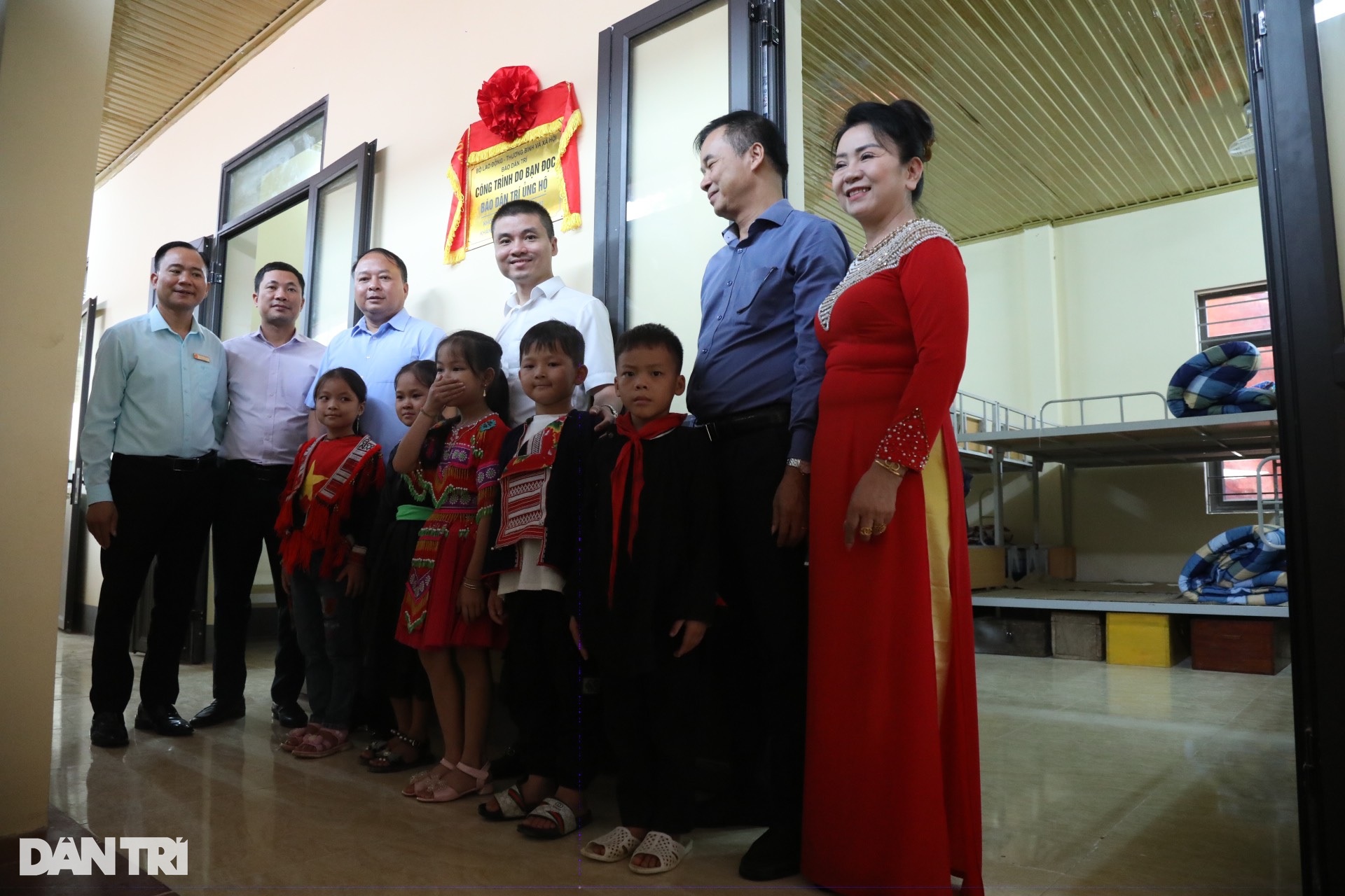 Khánh thành nhà bán trú ở Xín Mần, học sinh không còn lo rét khi đông về - 10 Khánh thành nhà bán trú ở Xín Mần, học sinh không còn lo rét khi đông về - 10