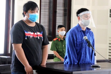 Hai thanh niên chia nhau 16 năm tù, vì đòi...  chó cảnh bất thành