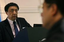 Quan tham Trung Quốc về nước tự thú sau 11 năm chạy trốn