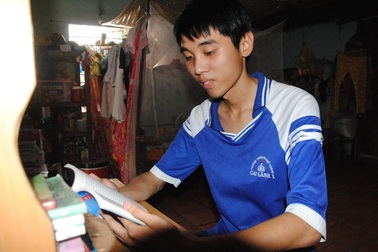 Nam sinh giỏi Sử là thủ khoa khối C cụm Đồng Tháp