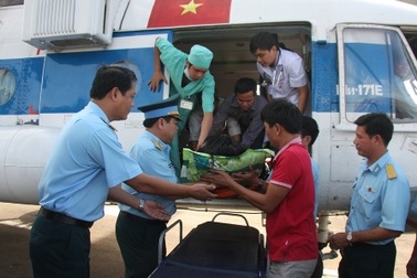 Thành công chuyến bay cấp cứu bệnh nhân bị sốc phản vệ do côn trùng đốt