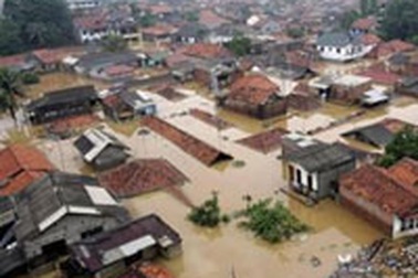 Ít nhất 20 người thiệt mạng, 340.000 bị mất nhà cửa