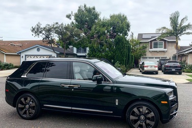 Giá 2 triệu đô, đại gia Việt đua nhau sắm Rolls-Royce Cullinan