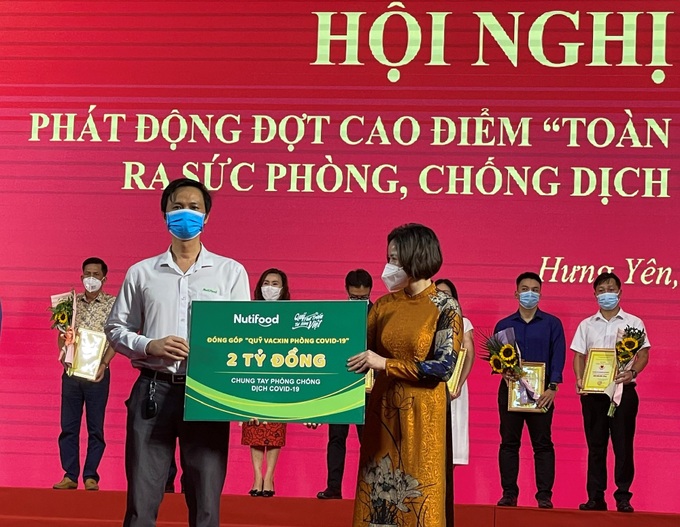 Qũy Phát triển Tài năng Việt tiếp năng lượng cho  lực lượng chống dịch Hà Tĩnh  - Ảnh 2.