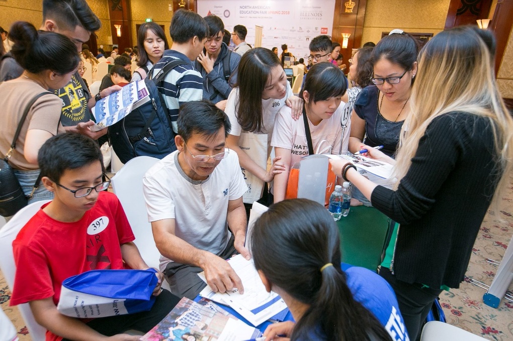 Triển lãm du học Mỹ và Canada toàn quốc mùa thu 2023 - 3 Triển lãm du học Mỹ và Canada toàn quốc mùa thu 2023 - 3