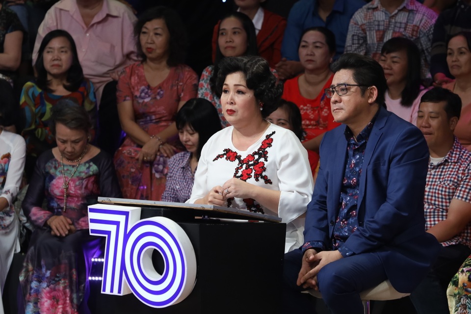 Ốc Thanh Vân chia sẻ từng ăn cơm chan nước mắt vào ngày Tết - 2 Ốc Thanh Vân chia sẻ từng ăn cơm chan nước mắt vào ngày Tết - 2