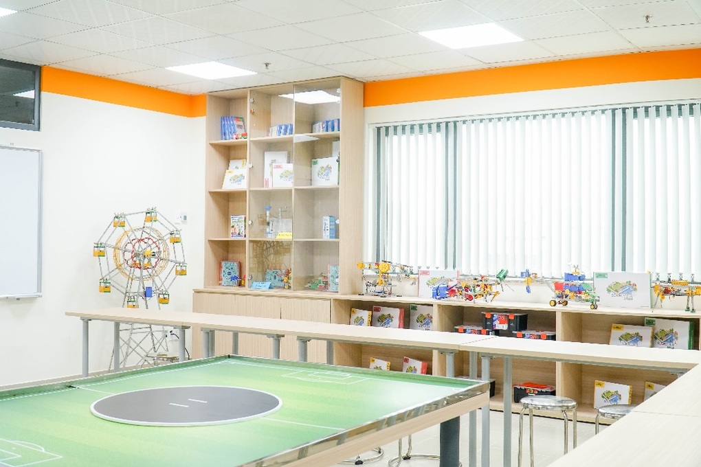 Hồ bơi, phòng học nhạc và loạt tiện nghi ở trường Royal School - 9 Hồ bơi, phòng học nhạc và loạt tiện nghi ở trường Royal School - 9