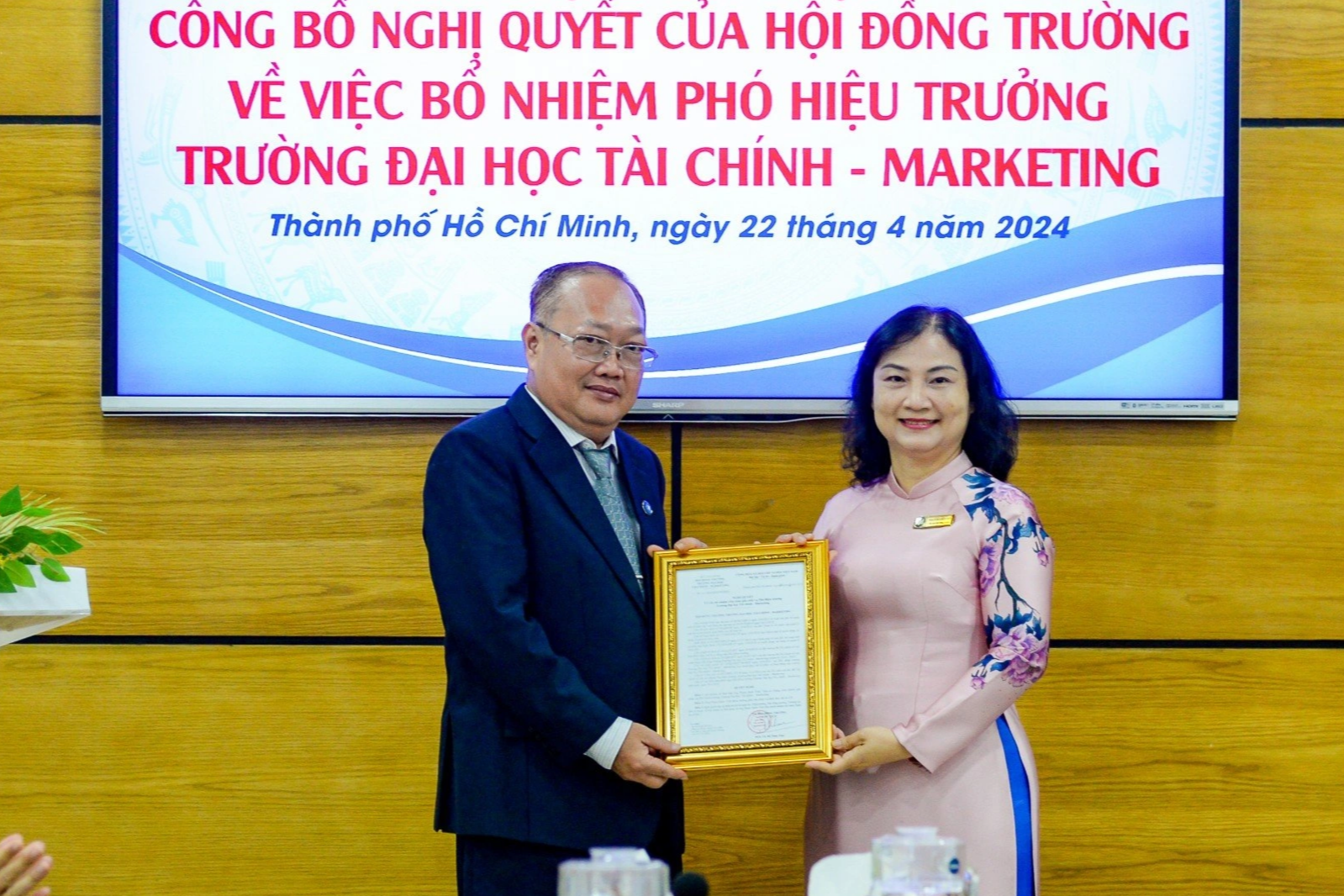 Nguyên Phó trưởng phòng một ngân hàng làm hiệu phó trường đại học | Báo ...