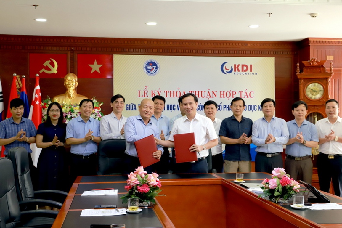 Lễ ký thỏa thuận hợp tác giữa Công ty Cổ phần Giáo dục KDI và Đại học Vinh - 3 Lễ ký thỏa thuận hợp tác giữa Công ty Cổ phần Giáo dục KDI và Đại học Vinh - 3