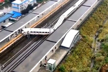 Người lái tàu cao tốc hi sinh tính mạng để cứu sống 140 hành khách