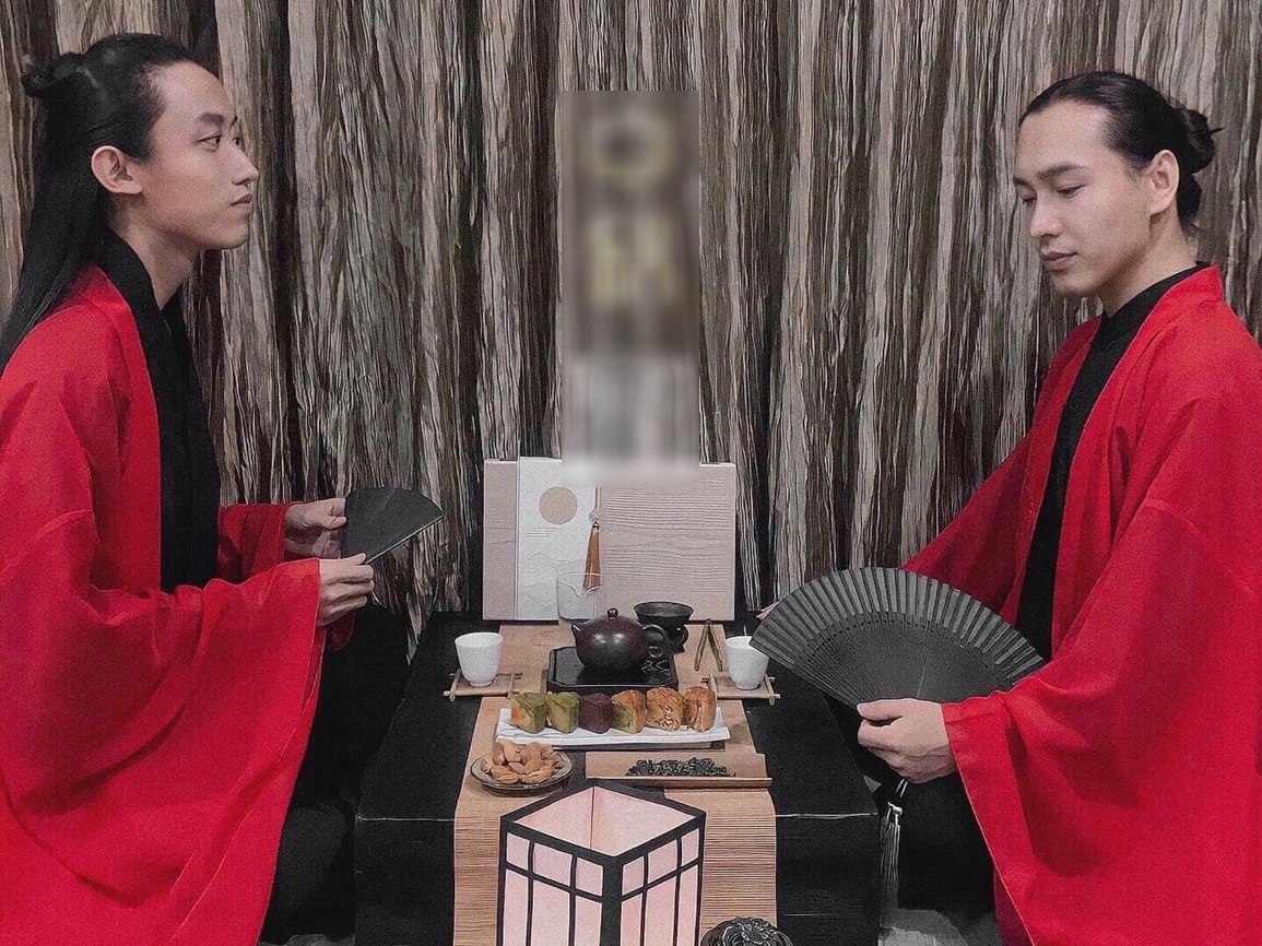 Xúc động chuyện hai chàng trai TPHCM nuôi tóc dài tặng bệnh nhân ung thư vú - 2 Xúc động chuyện hai chàng trai TPHCM nuôi tóc dài tặng bệnh nhân ung thư vú - 2