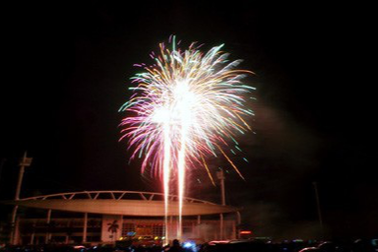 Bắn pháo hoa khai mạc SEA Games 31 tại sân vận động Mỹ Đình