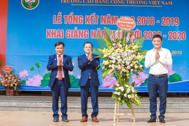 Trường Cao đẳng Công thương Việt Nam tưng bừng chào đón năm học 2019-2020