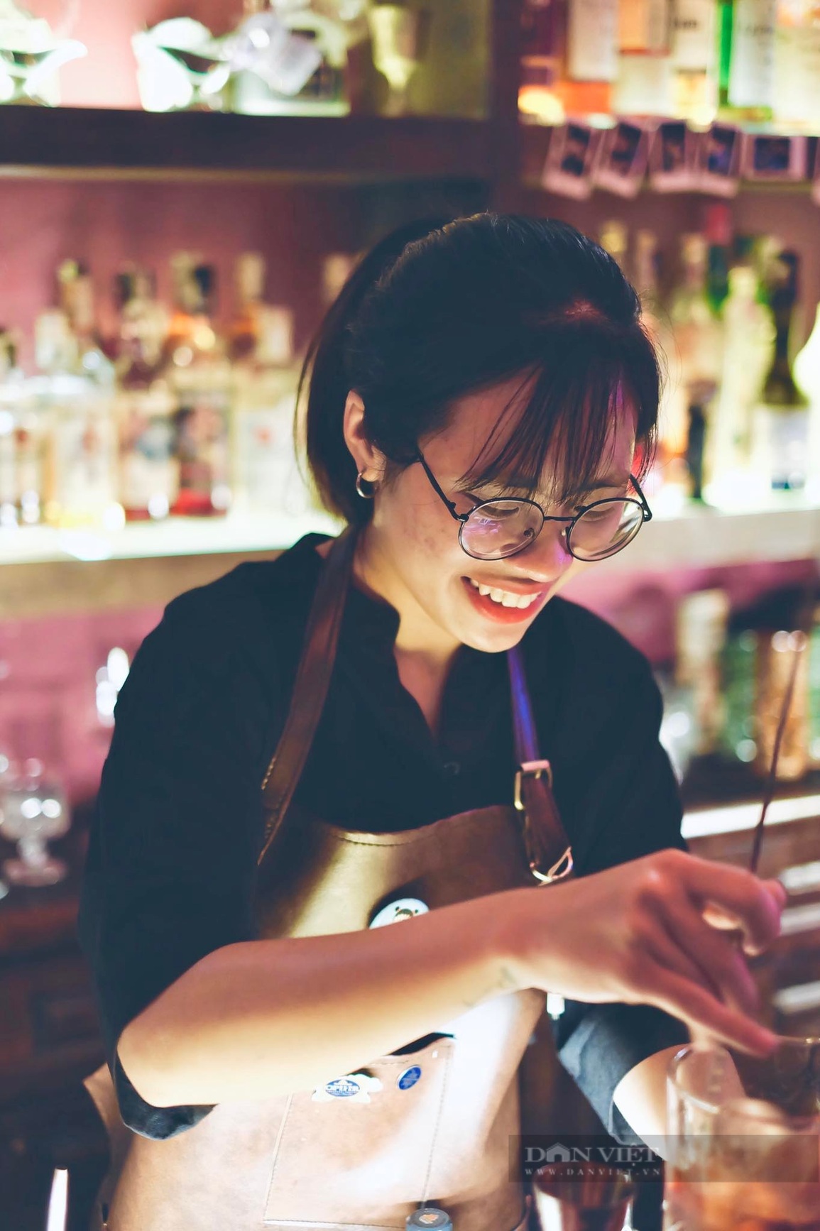 Nghề bartender: Sức hút và những cám dỗ không thể gọi tên - 3 Nghề bartender: Sức hút và những cám dỗ không thể gọi tên - 3
