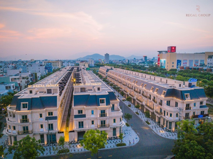 Thương hiệu Đất Xanh Miền Trung sẽ ra sao khi đổi tên thành Regal Group? - 4 Thương hiệu Đất Xanh Miền Trung sẽ ra sao khi đổi tên thành Regal Group? - 4