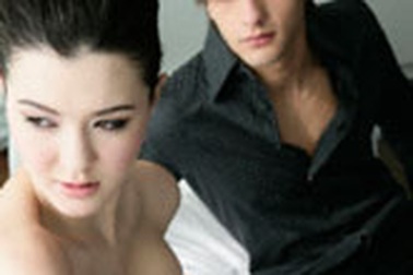 Vỡ mộng đêm tân hôn