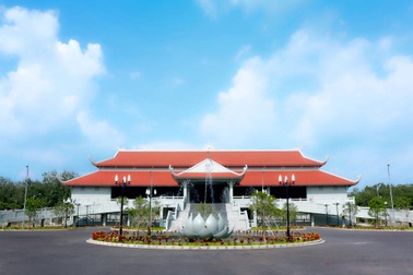 Những bất ngờ từ một công viên nghĩa trang