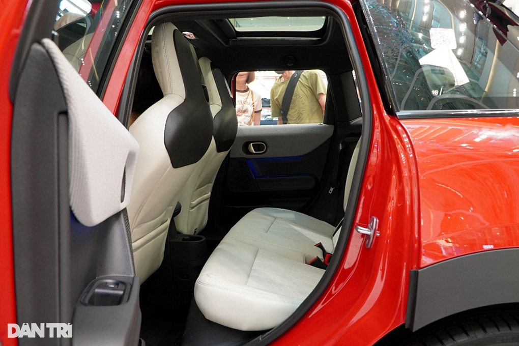Quý tộc tí hon Mini Cooper 2025 ra mắt Việt Nam, giá 2,1 tỷ đồng - 5 Quý tộc tí hon Mini Cooper 2025 ra mắt Việt Nam, giá 2,1 tỷ đồng - 5