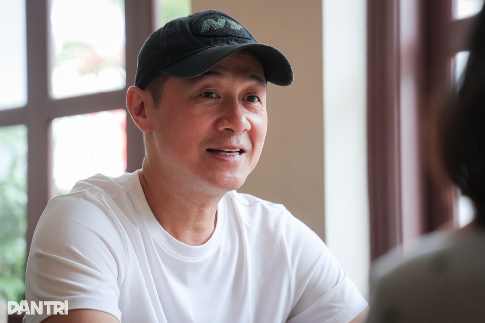 MC Anh Tuấn VTV: Tôi không giàu, chỉ đủ sống - 1 MC Anh Tuấn VTV: Tôi không giàu, chỉ đủ sống - 1