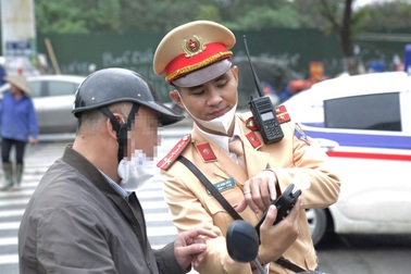 Bỏ đề xuất trích 70% tiền xử phạt cho cảnh sát giao thông