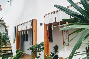 Chán thành phố chật chội, cặp vợ chồng trẻ lên Đà Lạt dựng nhà đẹp như mơ