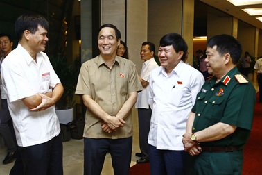 Một kỳ họp chất lượng và...“phá lệ”